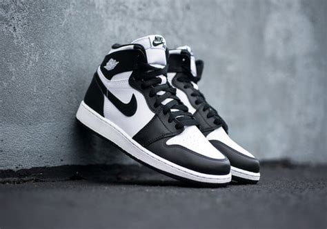 nike sneaker retro weiß schwarz|Retro Kicks & Styles White Shoes .